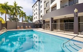 Courtyard By Marriott Miami At Dolphin Mall